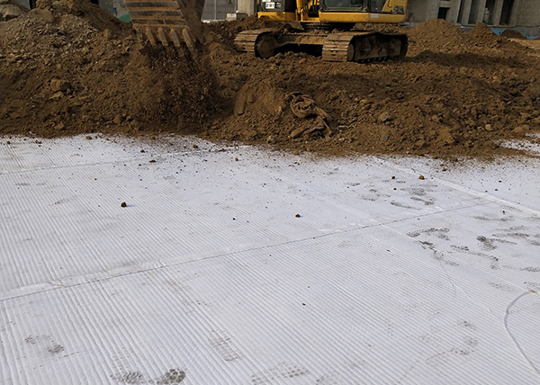 虹吸排水板包工包料